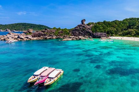 Snorkelling trip from Krabi to Similan Islands by speedboat