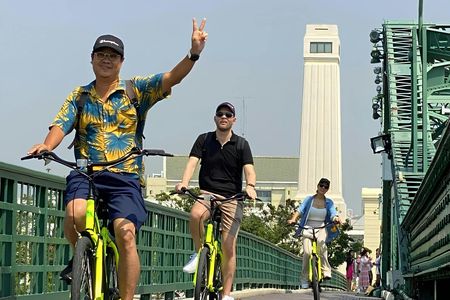 Bangkok small-group electric bike tour