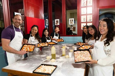 Pizza and Tiramisu Cooking Class with a Local Chef in Rome