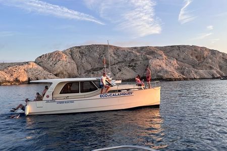 Sunset Cruise from Vieux Port Mairie to the Frioul Islands