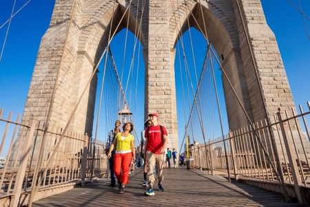 New York Brooklyn Bridge and DUMBO food-tasting guided tour
