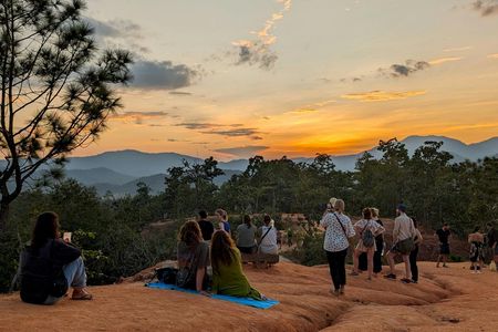 Private day tour of Pai's highlights with Pai Canyon by car