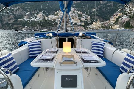 Small-group sailing tour along the Sorrento Coast