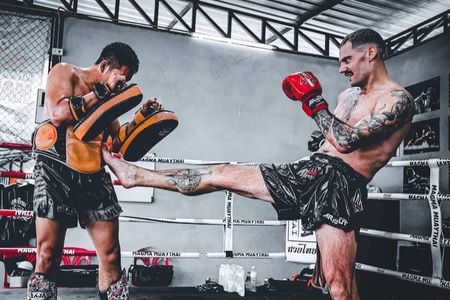 Introductory private Muay Thai boxing lesson for beginners in Pattaya