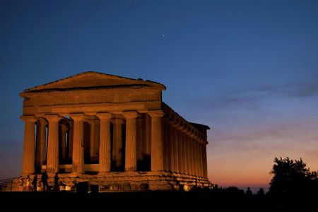 Private sunset tour of the Valley of the Temples in Agrigento