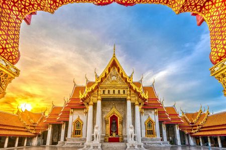 Bangkok temples full-day tour with Grand Palace entry