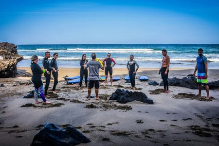 Surfing lessons in the south of Fuerteventura without transfers