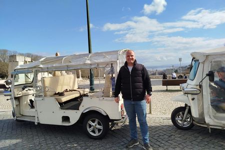 3-hour guided tour of Lisbon by tuk-tuk