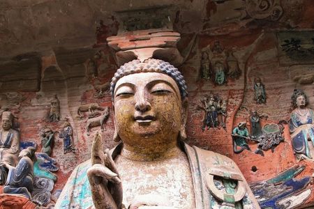 Private tour of Baodingshan Grottoes and Chongqing's local cuisine