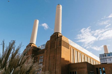 Battersea Power Station chimney lift experience