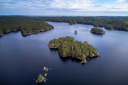 Stockholm Archipelago guided boat tour from city centre