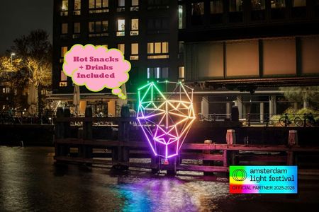 Amsterdam Light Festival cruise with hot snacks and drinks