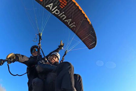 Paragliding Flight in Interlaken