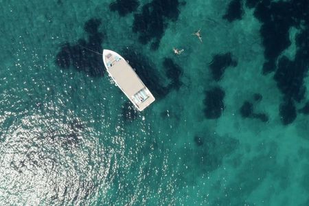 Private boat tour to Ortigia and Syracuse's sea caves