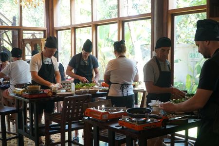 Cambodian cooking class half-day experience