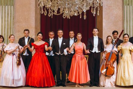 Vienna Residence Orchestra performance of Mozart and Strauss