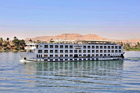 7 night Nile cruise from Luxor on MS Minerva with full board and tours