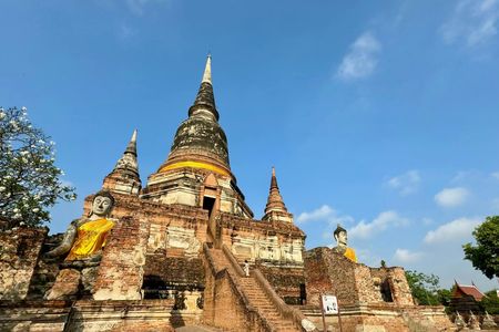 Full-day Ayutthaya van charter from Bangkok