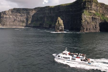 Cliffs of Moher, Aillwee Cave and boat cruise day trip from Dublin