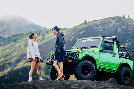 Mount Batur sunrise & Natural Hot Springs 4WD jeep tour
