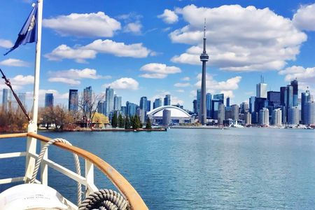 Downtown Toronto Highlight Walking Tour with Optional Harbour Cruise