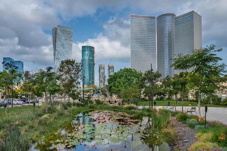 Saturday guided walking tour of Florentin