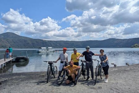Appia Antica and Castel Gandolfo Guided Ebike Tour