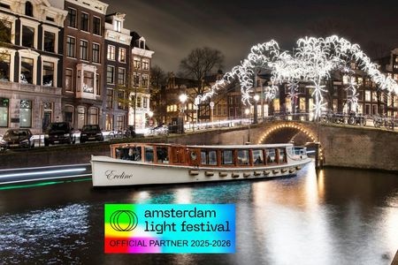 Amsterdam Light Festival canal cruise on a luxury boat with drinks