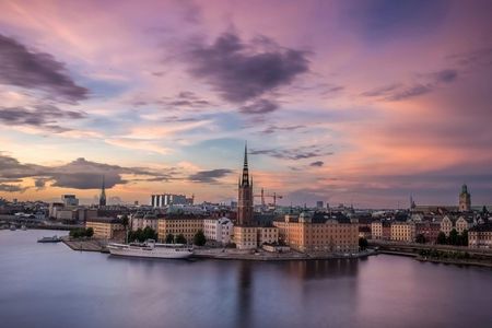 Guided tour of Stockholm's most photogenic spots with a local