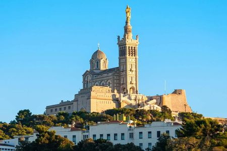 Marseille 2-hour introductory walking tour with a local