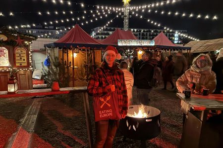Food and history guided walking tour in East Berlin