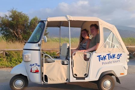 Private tuk-tuk tour of Hersonissos with sea views
