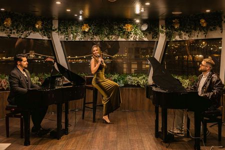 Danube River Cruise with 4-Course Dinner and Piano Battle Show