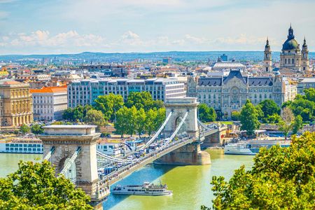 Private historical tour through Budapest with a local