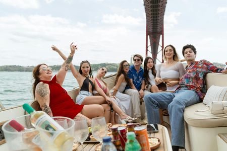 Lisbon coffee cruise on a luxury boat with pastel de nata and dolphins