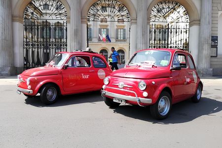Milano highlights 1 hour private tour by vintage car