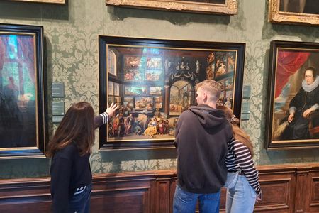 Private guided tour of Mauritshuis museum in The Hague