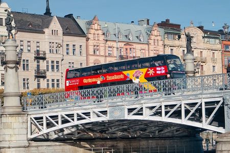 72-Hours Hop On-Hop Off Sightseeing Bus Ticket in Stockholm