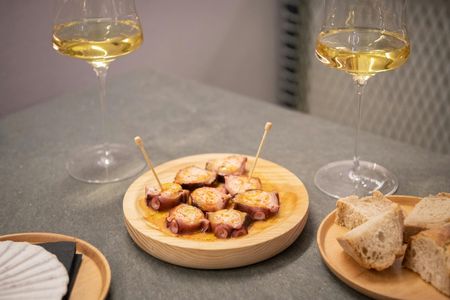 Old Town of A Coruña food and wine experience