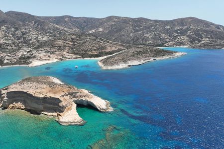 2-days private sailing cruise trip from Milos