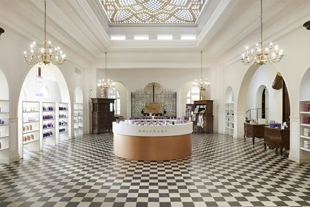 Discovery workshop at Molinard Parfums in Grasse Bastide