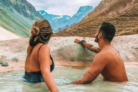 Cajón del Maipo tour with thermal springs and San José de Maipo