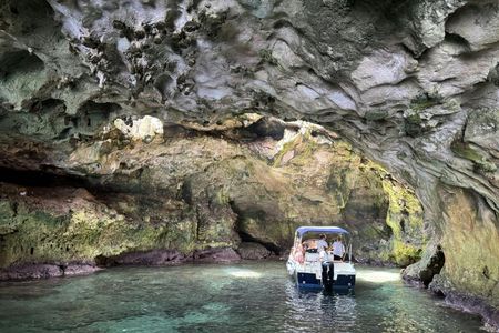 3-Hour Private Boat Cruise in Polignano a Mare