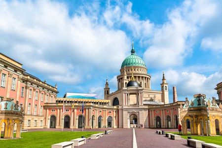 Potsdam best intro walking tour with a local