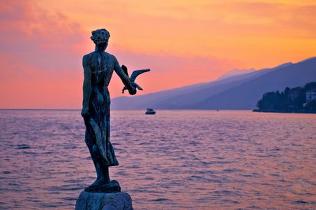 Sunset dolphin watching boat tour in Opatija