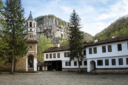 Bacho Kiro Cave and Etar crafts village from Veliko Tarnovo