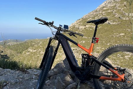 Natural landscapes self-guided e-MTB tour in Mallorca