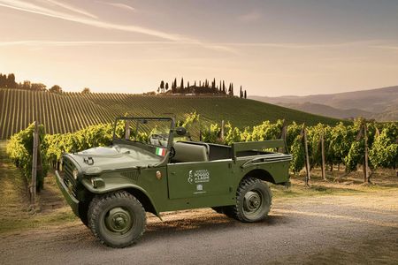 Wine Safari Poggio ai Laghi Vineyard On a Vintage Off-Road