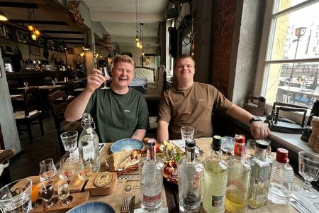 7-spirits tasting experience with Polish vodka and liqueur in Gdańsk