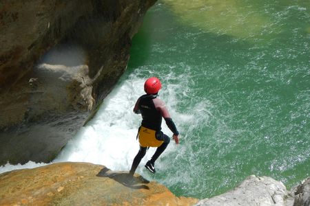 Canyoning family experience in Sierra de Guara